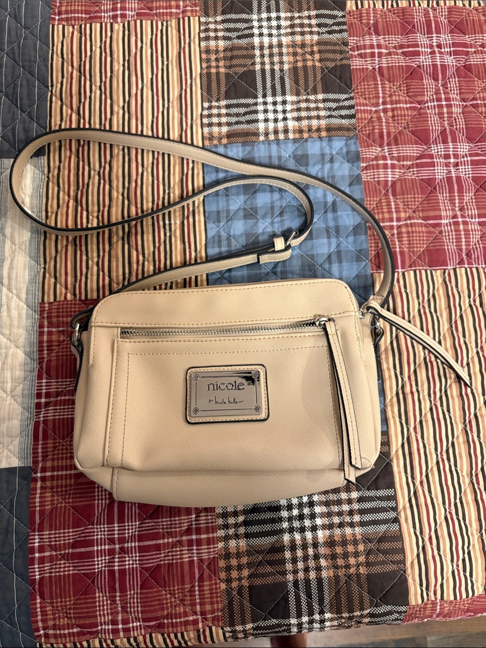 Nicole by Nicole Miller Cream Crossbody Bag with Silver Trim